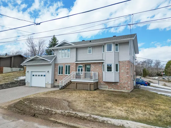 85 Shallot Cres, North Bay, ON P1A 3V7