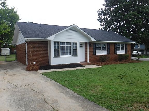 2nd image of 2100 Thornfield Rd