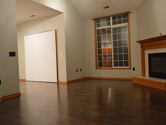 2nd image of 900 67th St Unit 103