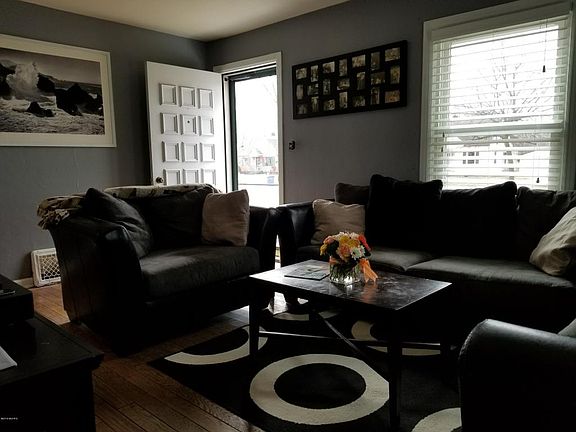 5th image of 3020 Roosevelt Rd
