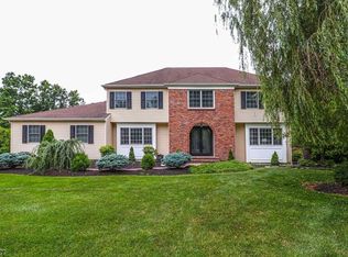14 Ivy Ln, Hillsborough, NJ 08844