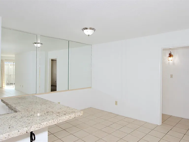 10639 Braes Bend Dr — Photo 3