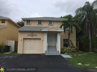 5774 Woodland Point Dr, Fort Lauderdale, FL 33319