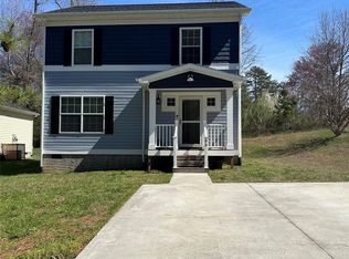 96 Serenity Ln, Hickory, NC 28601