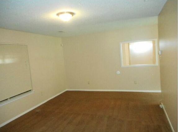 3rd image of 4410 Ann Arbor Ln