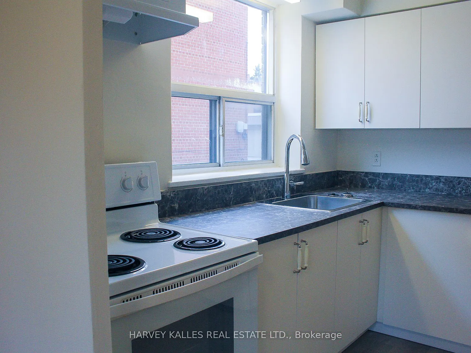 2 bed, $2,400 — Photo 3