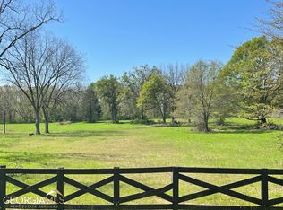 2400 E McIntosh Rd, Griffin, GA 30223