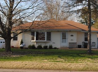 650 E Grant St, Watseka, IL 60970