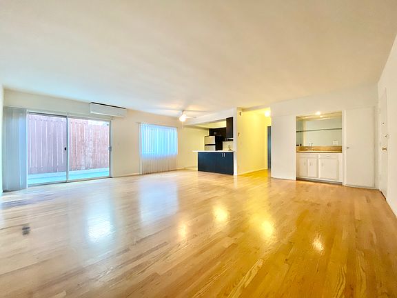 4th image of 8919 Harratt St APT 105