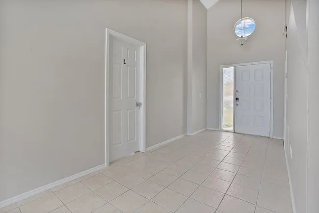 1 bed, 2.5 bath, 1600 sqft, $871 — Photo 3