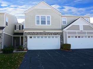 1989 Cobblestone Dr #1989, Carpentersville, IL 60110