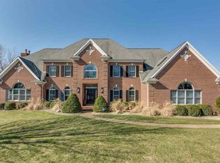 51371 Colleen Ct, Granger, IN