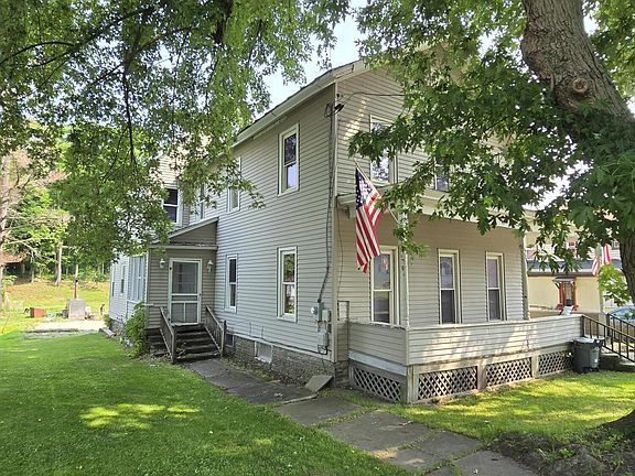 2nd image of 293 Jackson St