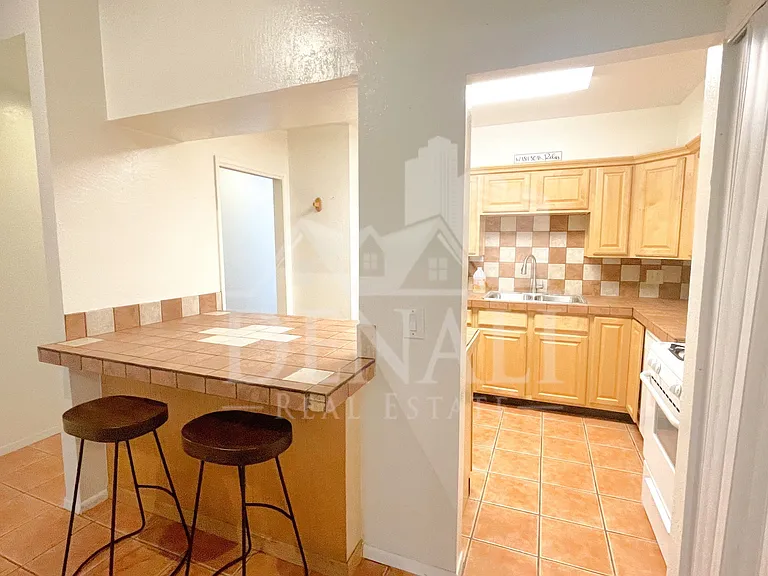 3750 N Country Club Rd #6 — Photo 9