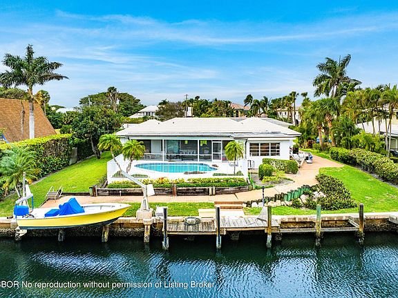 3rd image of 23 Sabal Island Dr