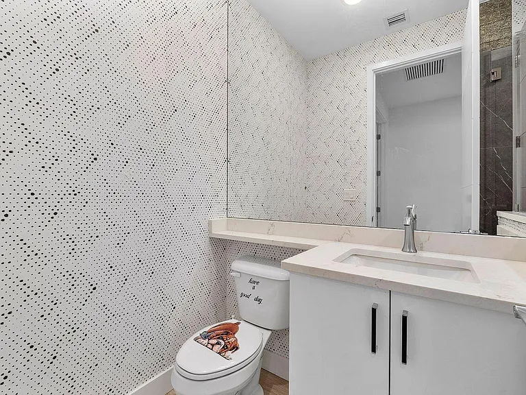 17057 Watersprite Lakes Rd — Photo 50