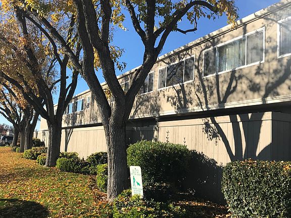 3rd image of 3529 Cody Way APT 105