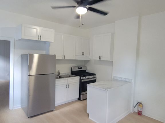 3rd image of 2513 Youman St #2513