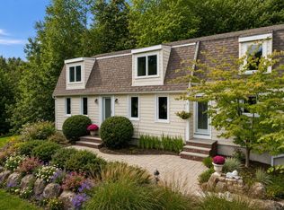 64 Pine Hill Rd, Southborough, MA 01772