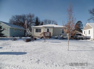 1209 13th St N, Moorhead, MN 56560