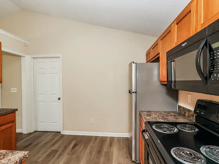 43 Thorn Thicket Way — Photo 9