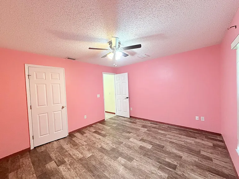 1613 SW Whipple Ave — Photo 33