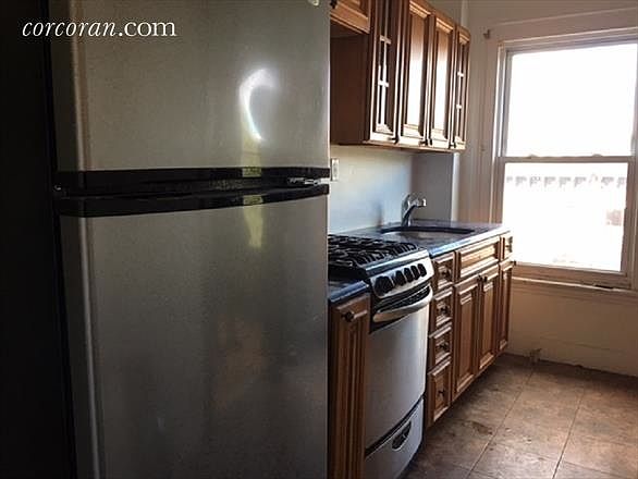 1st image of 276 Monroe Street # Fl 3rd