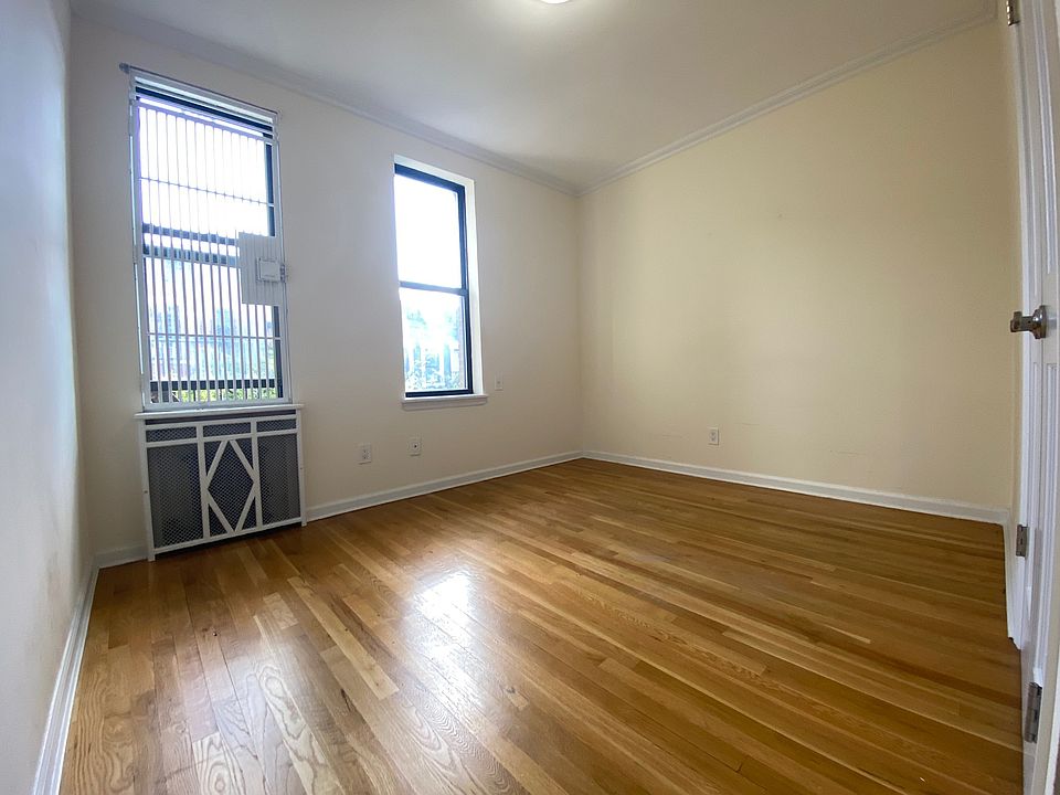 1st image of 355 W 51st St APT 52