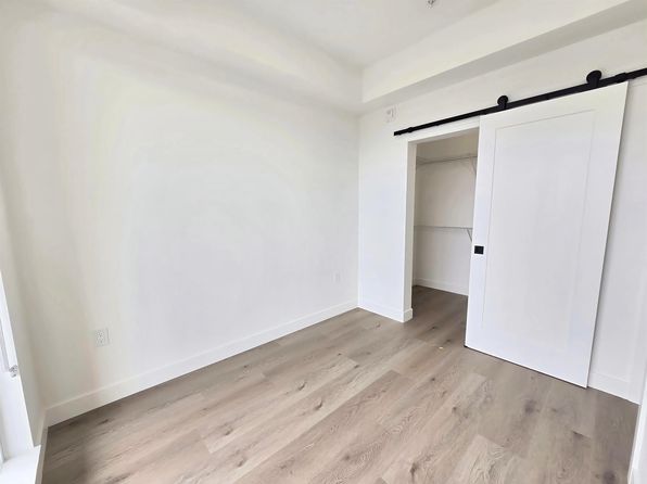 1 bedroom rental in Surrey — photo 5