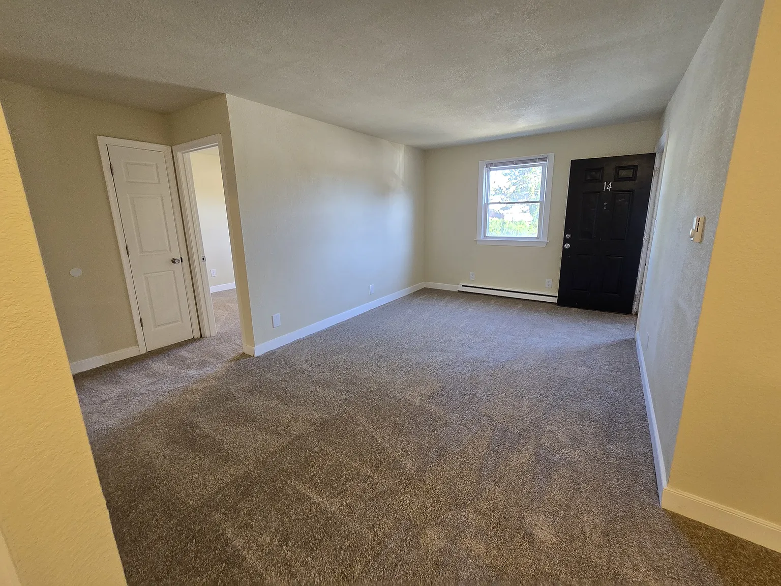 2 bed, 650 sqft, $895 — Photo 4