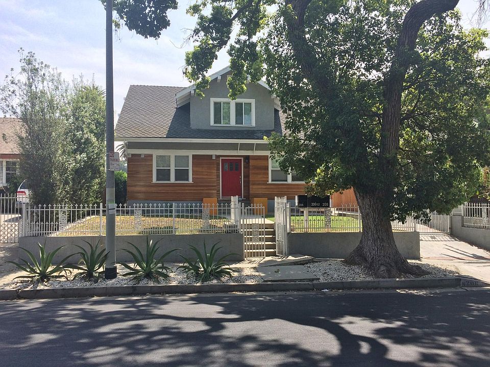 1st image of 208 N Coronado St