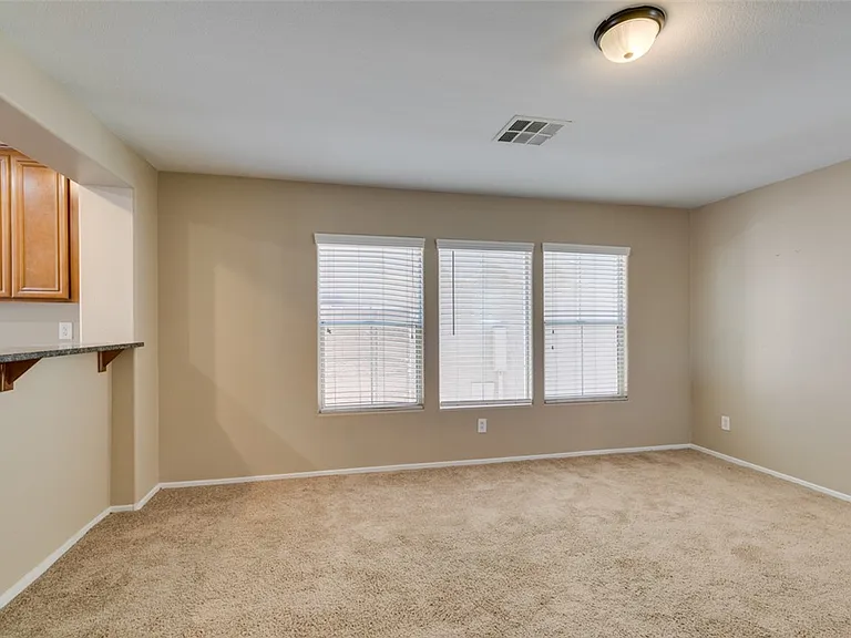 1155 Paradise Garden Dr — Photo 5