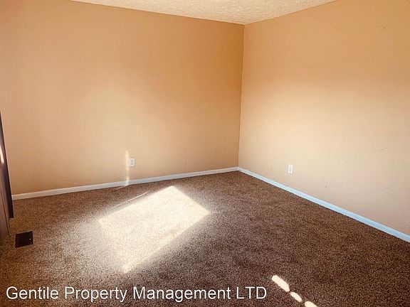 2nd image of 4177 E 148th St