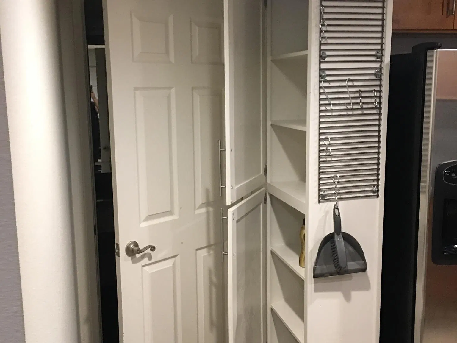 2 bed, 880 sqft, $2,400 — Photo 4