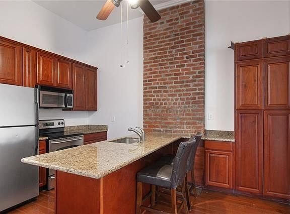 2nd image of 1119 Antonine St #A