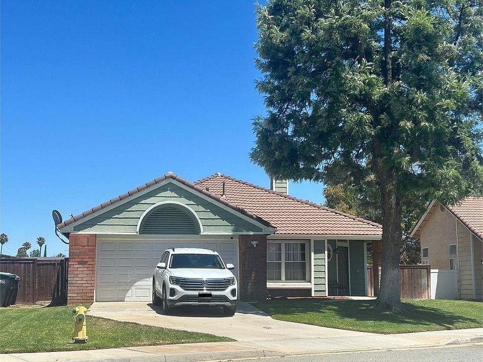 1st image of 1402 Birchwood Dr