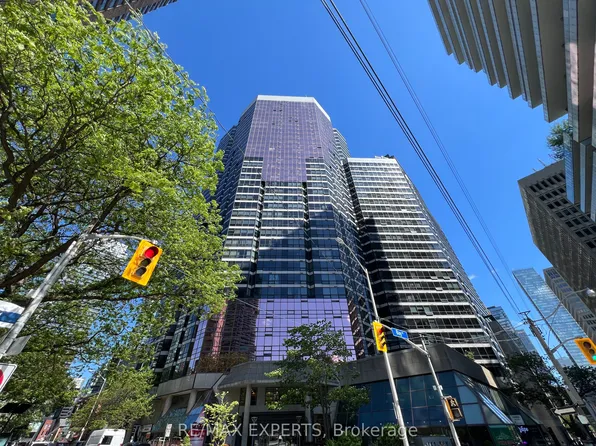 1001 Bay St, Toronto, ON