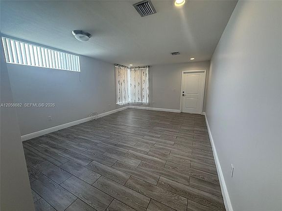 5th image of 177 E 16th St