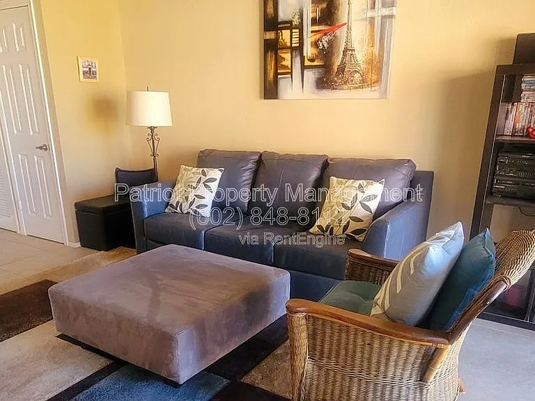 9711 E Mountain View Rd #2500 — Photo 10