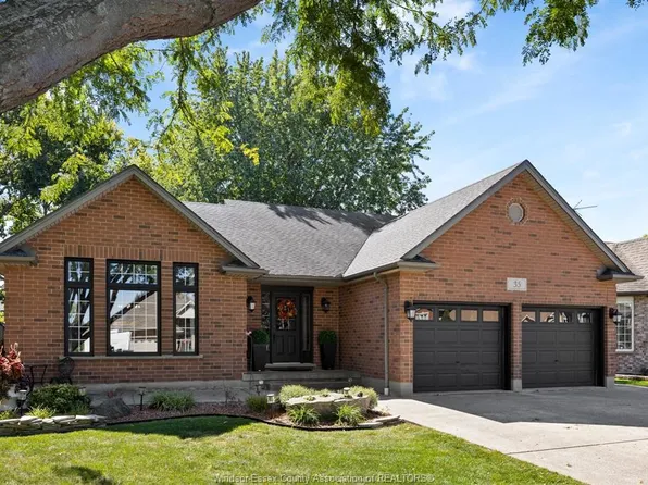 35 Whelan Dr, Amherstburg, ON N9V 4A4
