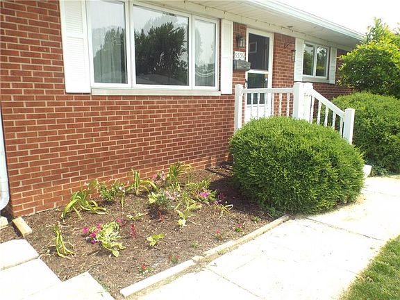 3rd image of 5550 Maplewood Dr