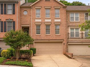 7734 Rockledge Ct, Springfield, VA 22152