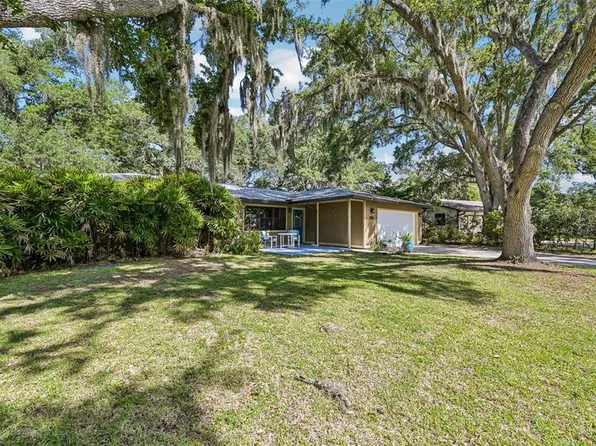 3304 Swaan Ln, Sarasota, FL 34235