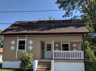 108 S Whitted St, Hendersonville, NC 28739