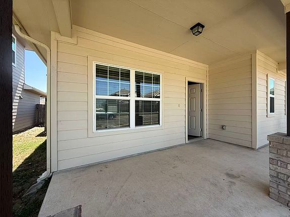 2nd image of 228 Bent Creek Dr