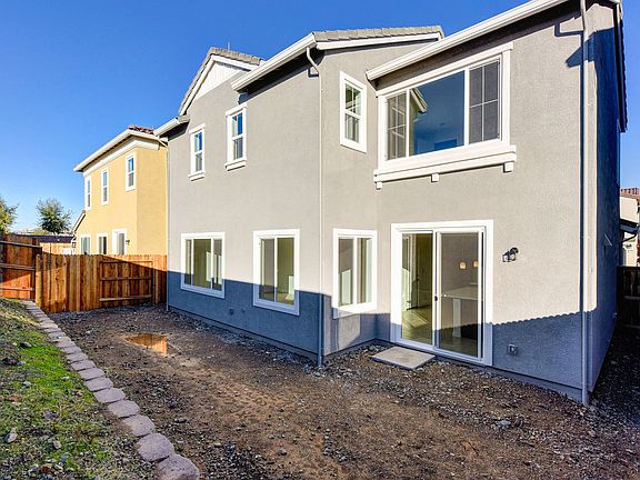 Creekstone at Folsom Ranch Homesite 58 Backyard
