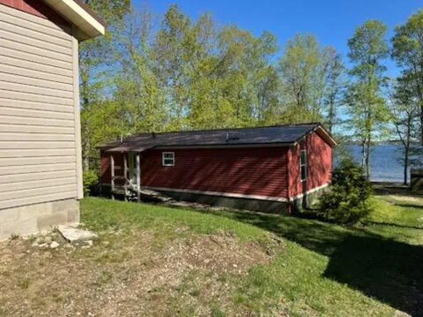 W18845 Needle Point Rd, Germfask, MI 49836