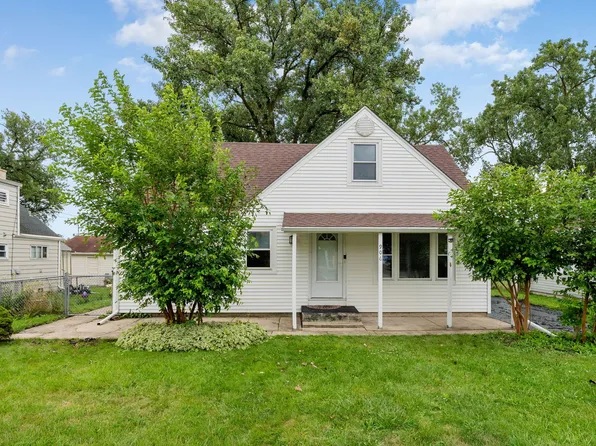 906 Medinah St, Bensenville, IL 60106