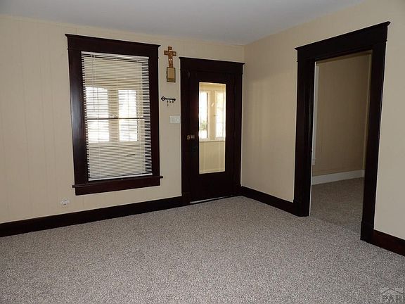 5th image of 712 S 12th St