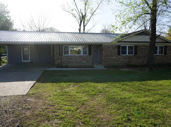 501 Forbes Dr, Bald Knob, AR 72010